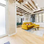 Spacious Apartment - 2Br 6P - Republique